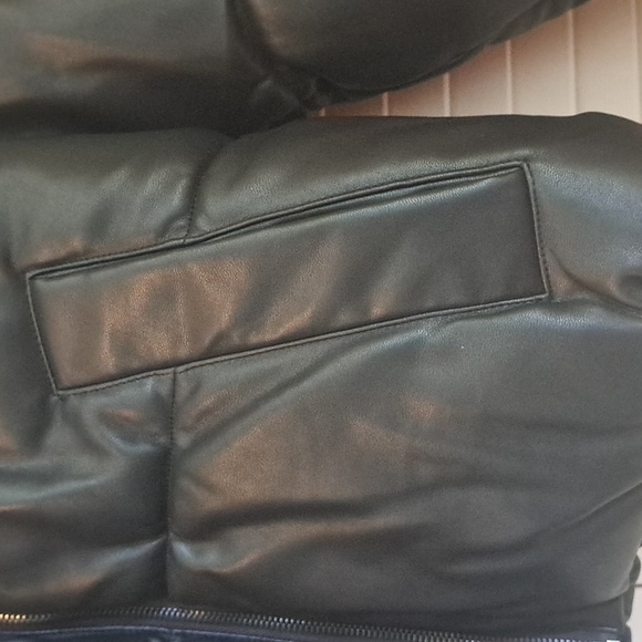 Coat - Picture 3 of 5